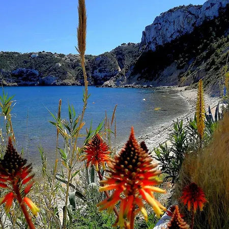 Luxe Ibiza Style, With Heated Pool Holiday home *