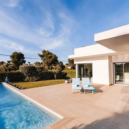 Semesterbostad Luxe Ibiza Style, With Heated Pool