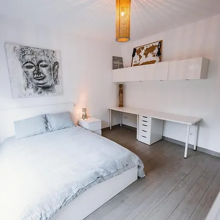 Semesterbostad Luxe Ibiza Style, With Heated Pool